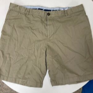 Southern Tide Chino shorts